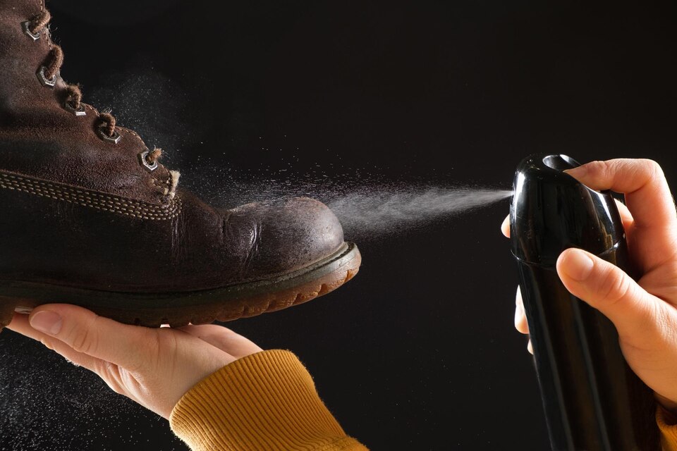 Shoe Cleaning 4 Professional Laundry Service